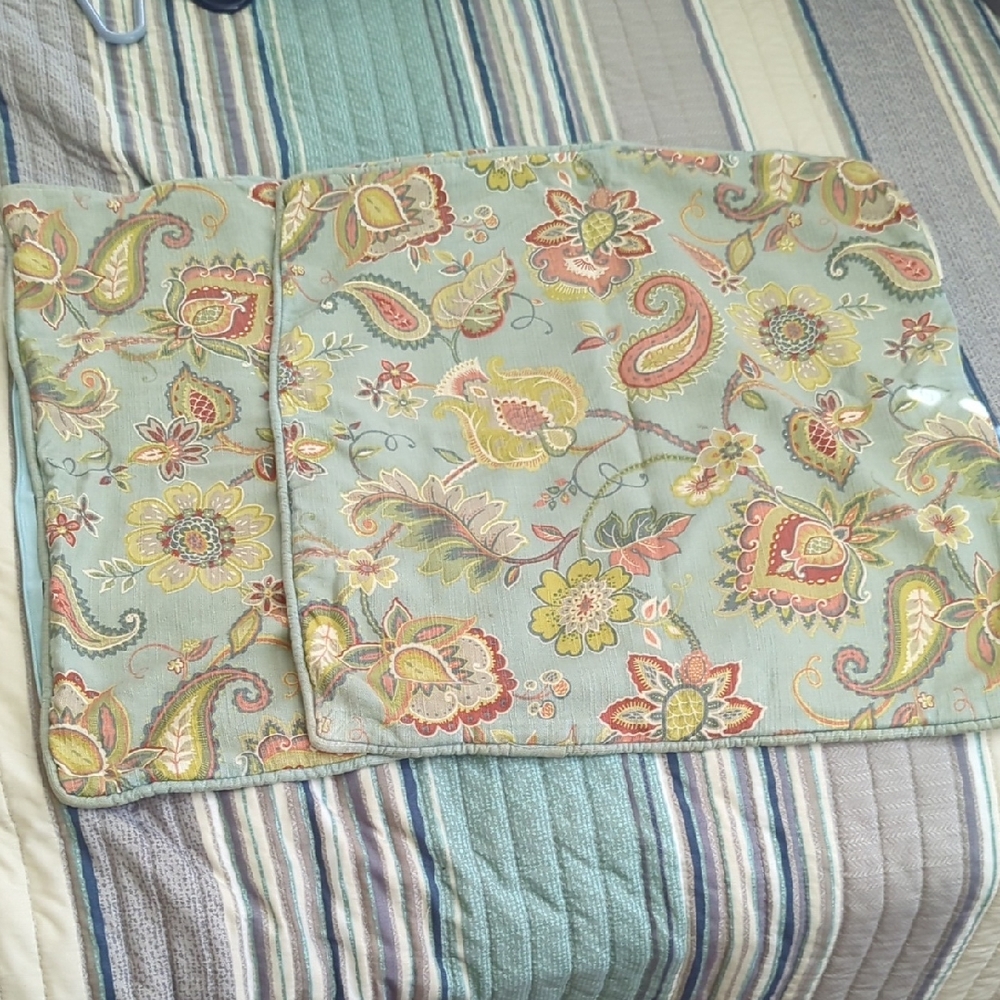 Set Of 2 Envogue Floral Paisley Accent Pillow Cover - Multicolor